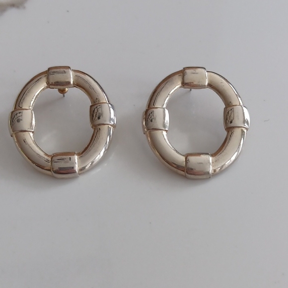 Silver Round Earrings - Picture 1 of 2